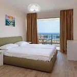 Coral Luxury *