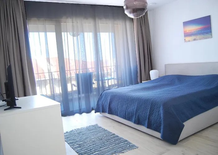 וילה Coral Luxury *