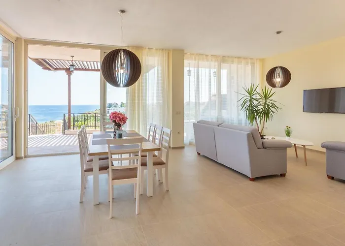 Coral Luxury וילה