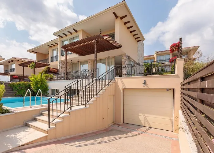 וילה Coral Luxury *