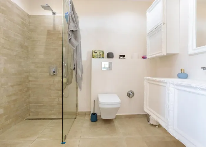 וילה Coral Luxury לוזנטס