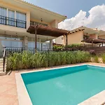 Coral Luxury *