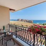 Coral Luxury * Lozenets